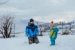 Feature background 4